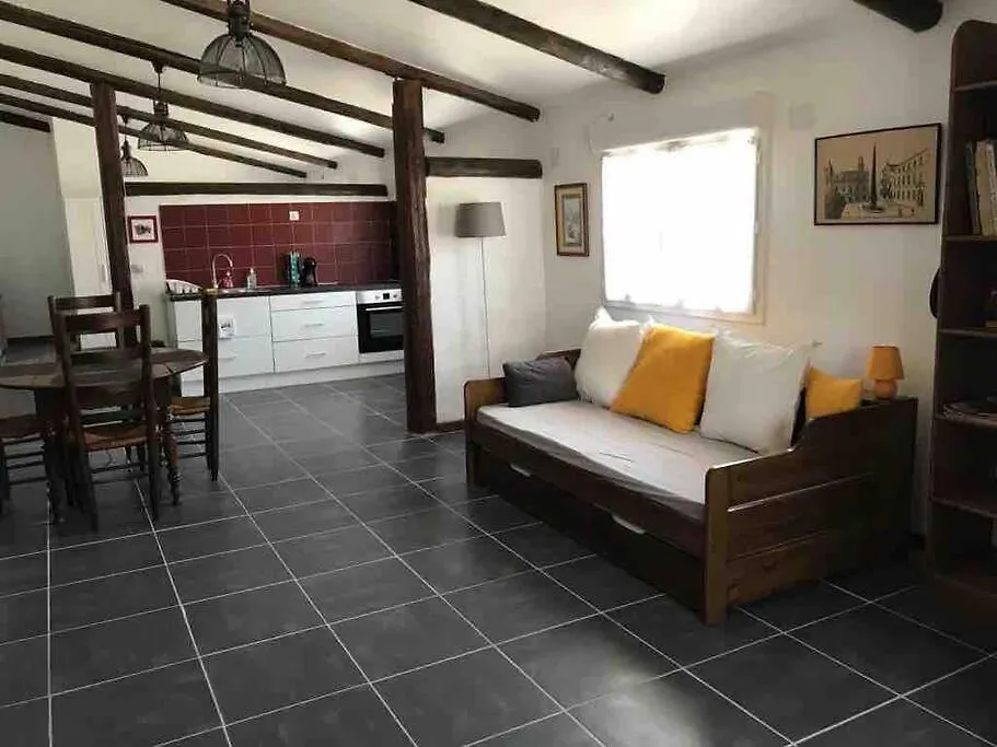 Logement Insolite Au Coeur D'Une Ecurie Arles France