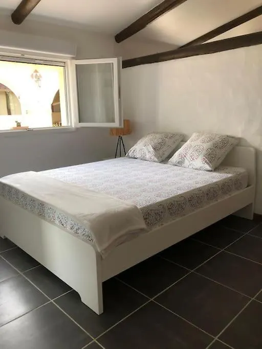 Apartment Logement Insolite Au Coeur D'Une Ecurie Arles